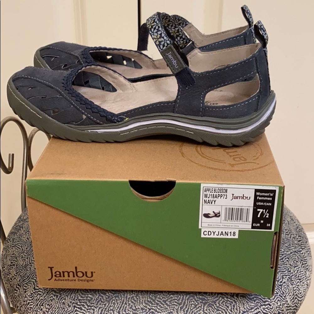 Jambu Hiking Sandals